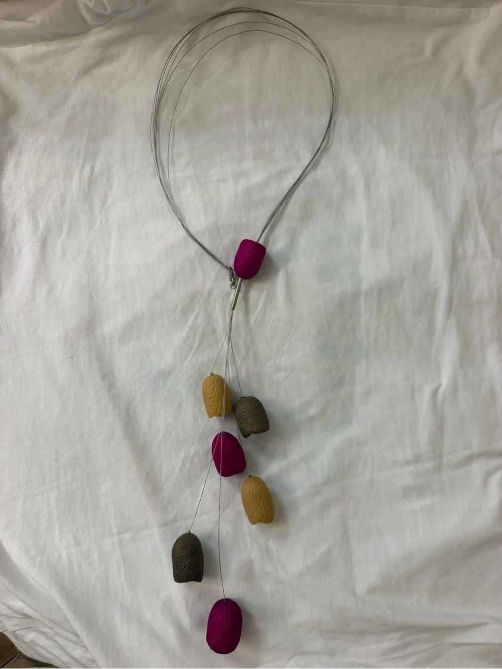 Women’s Multi-Bead Fuchsia and Tan Lariat Necklace